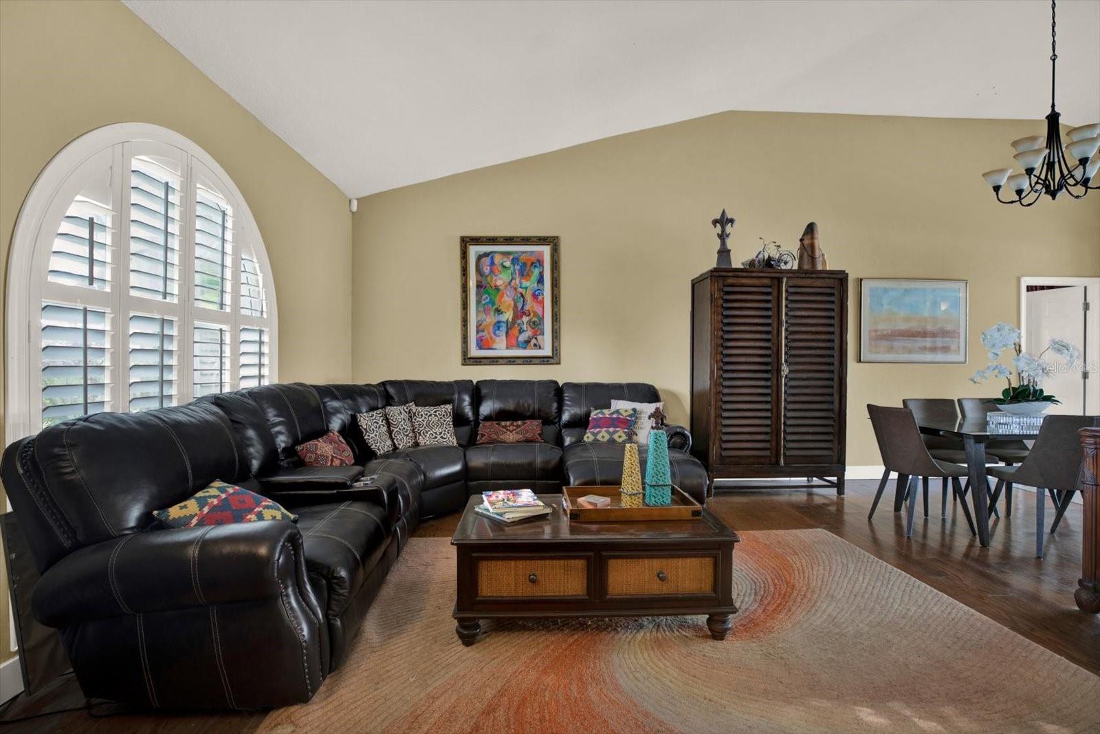804 Sandy Trail Pl