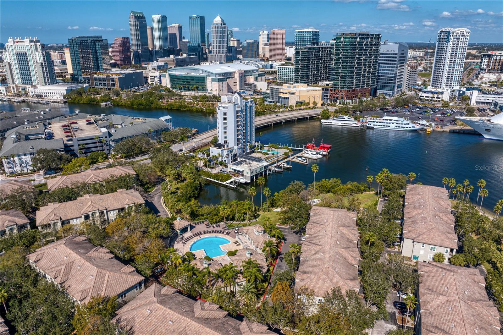 751 Coral Reef Dr