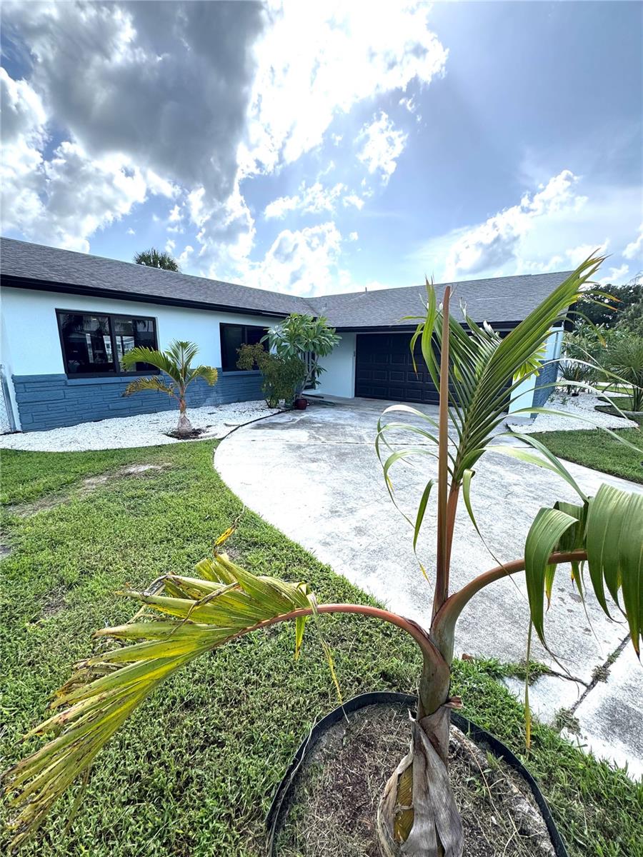 10708 Donbrese Ave photo 1