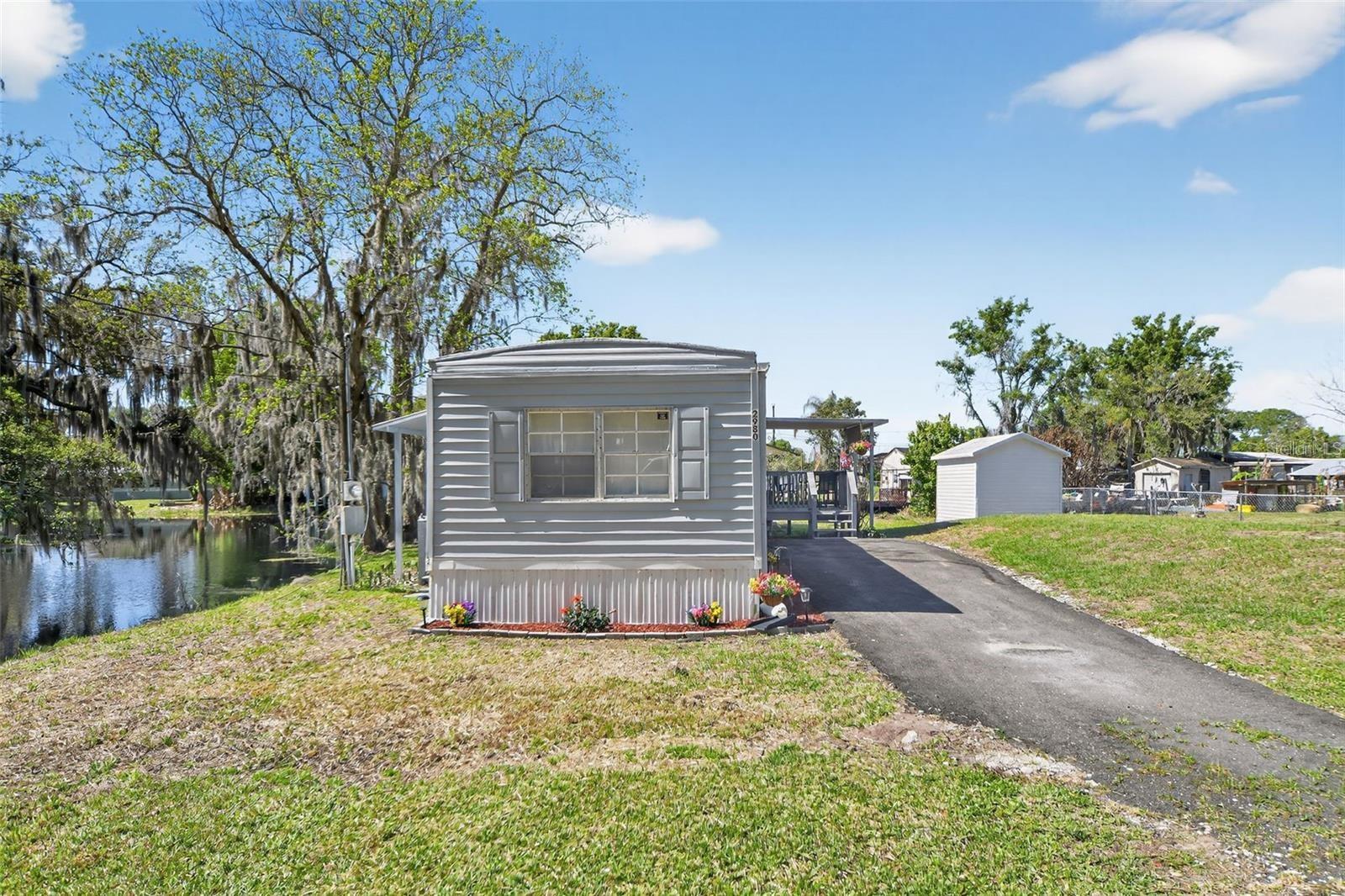 2944 Palm Cir