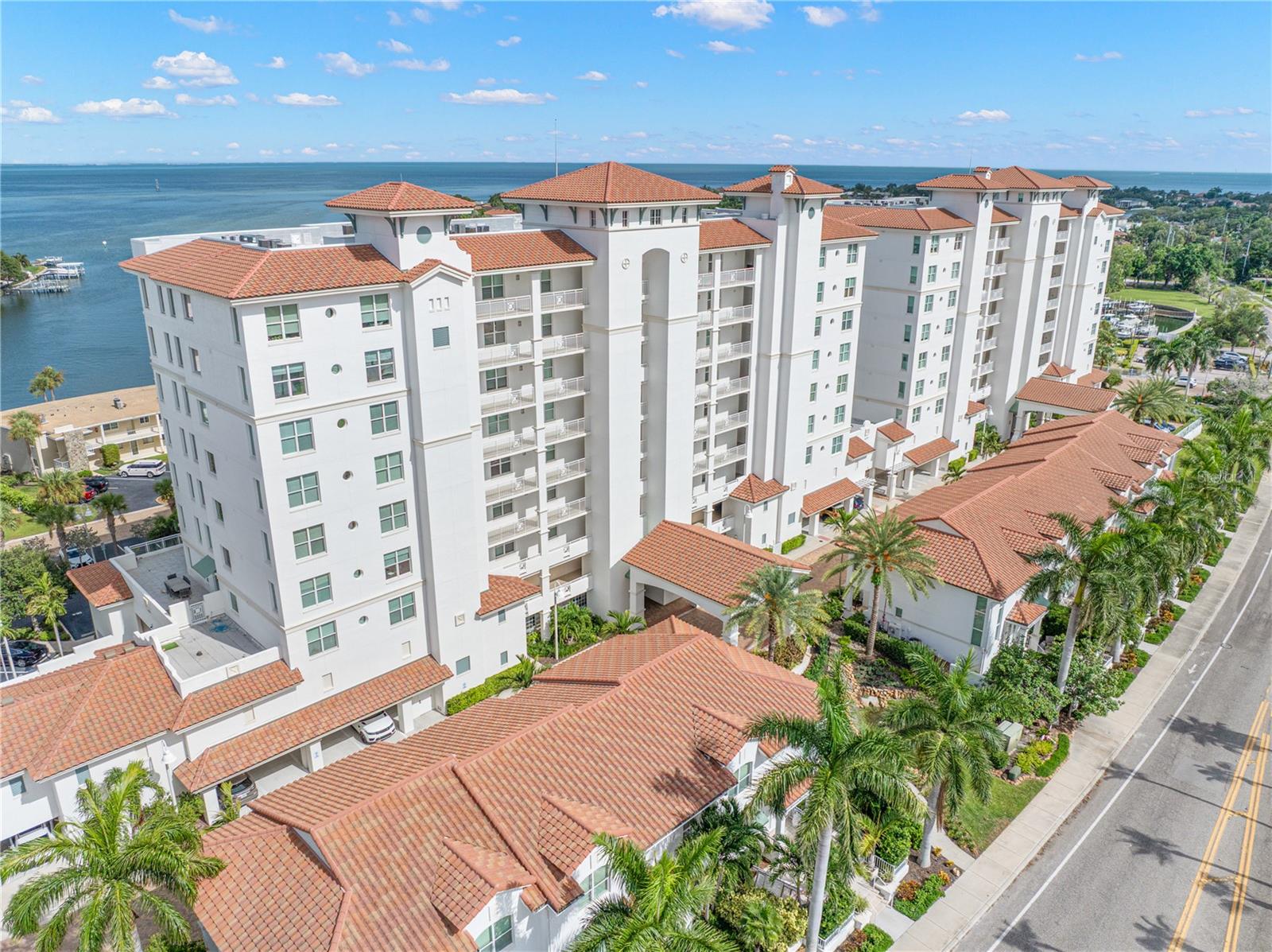 1325 Snell Isle Blvd NE #812 photo 1