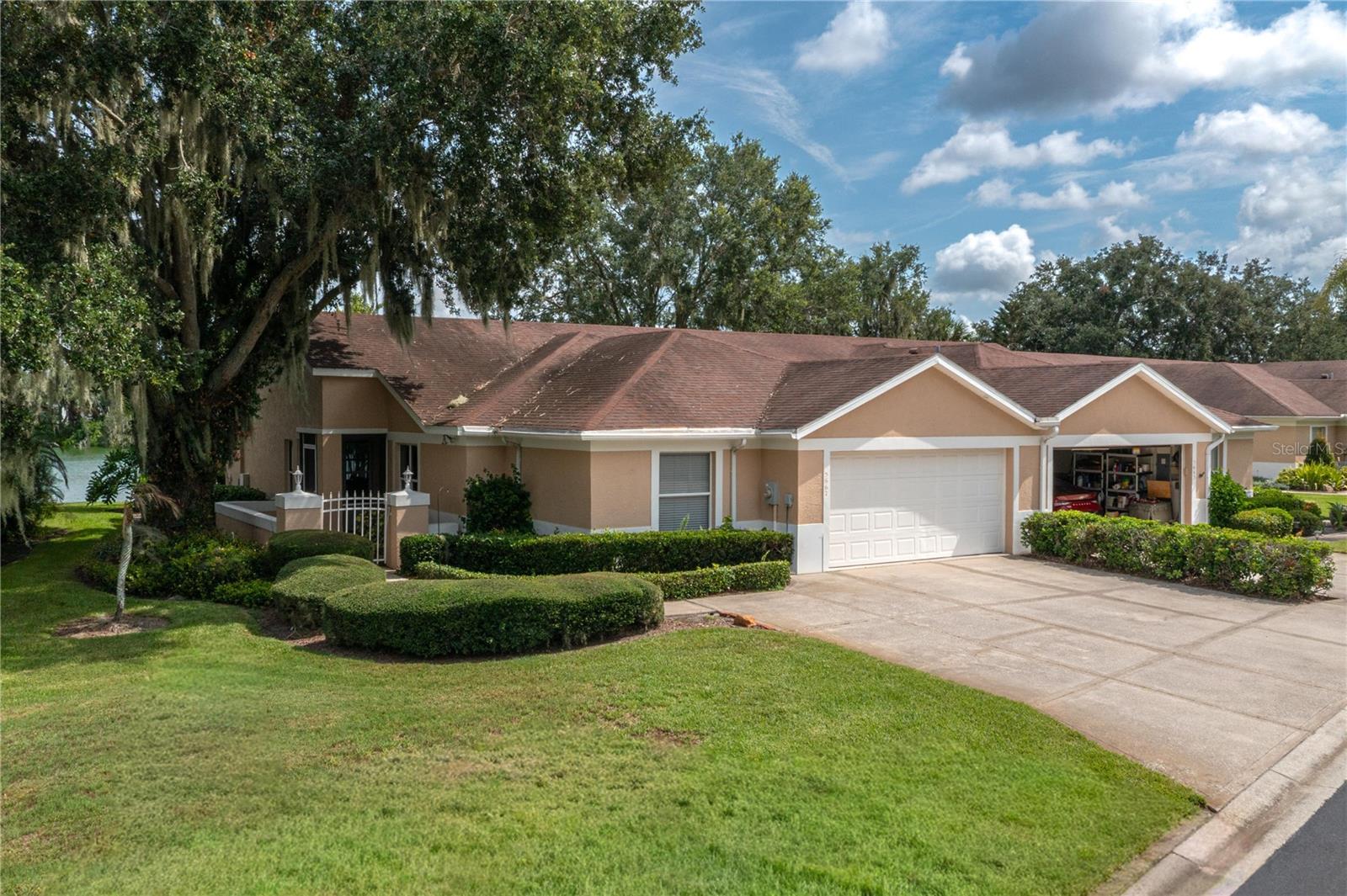 5667 Water Oak Ln photo 1