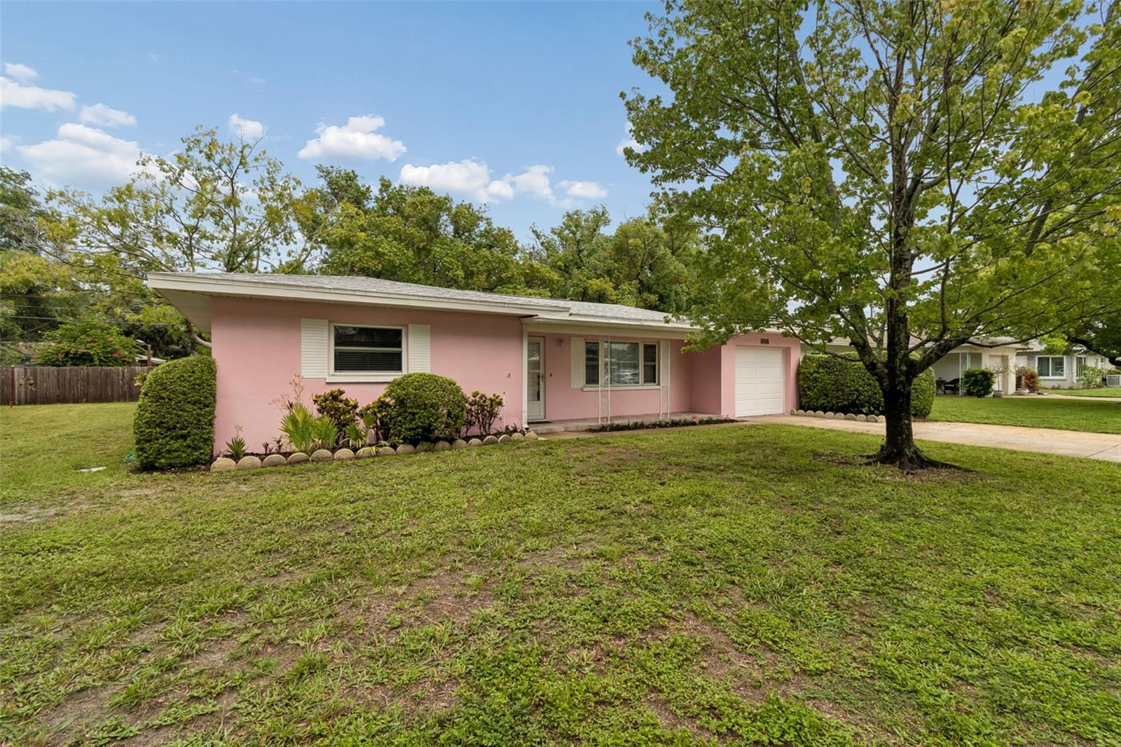 808 Woodley Rd photo 1