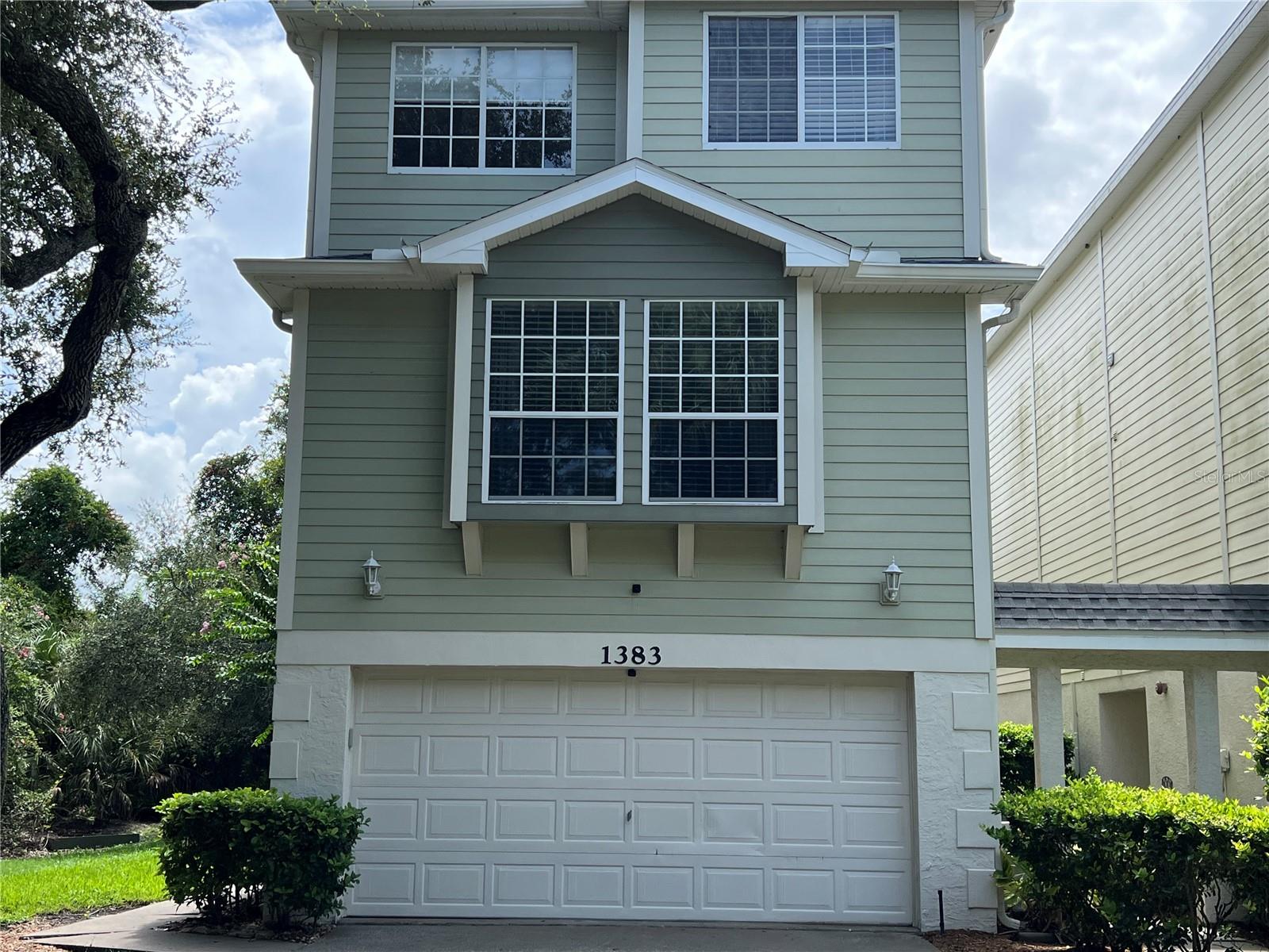 1383 Curlew Rd photo 1