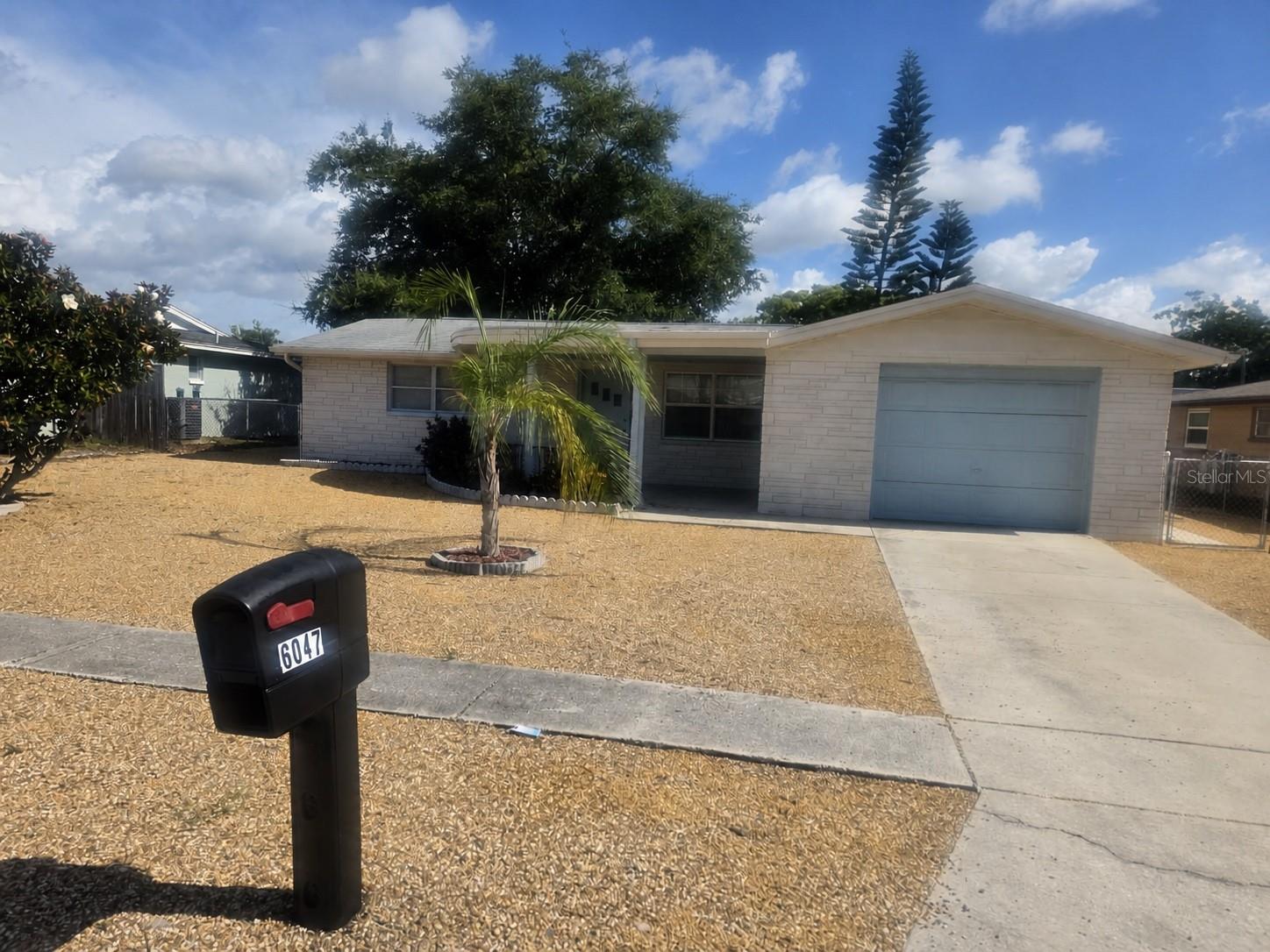 6047 9th Ave photo 1