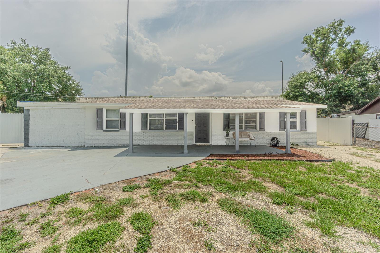 5817 E 30th Ave