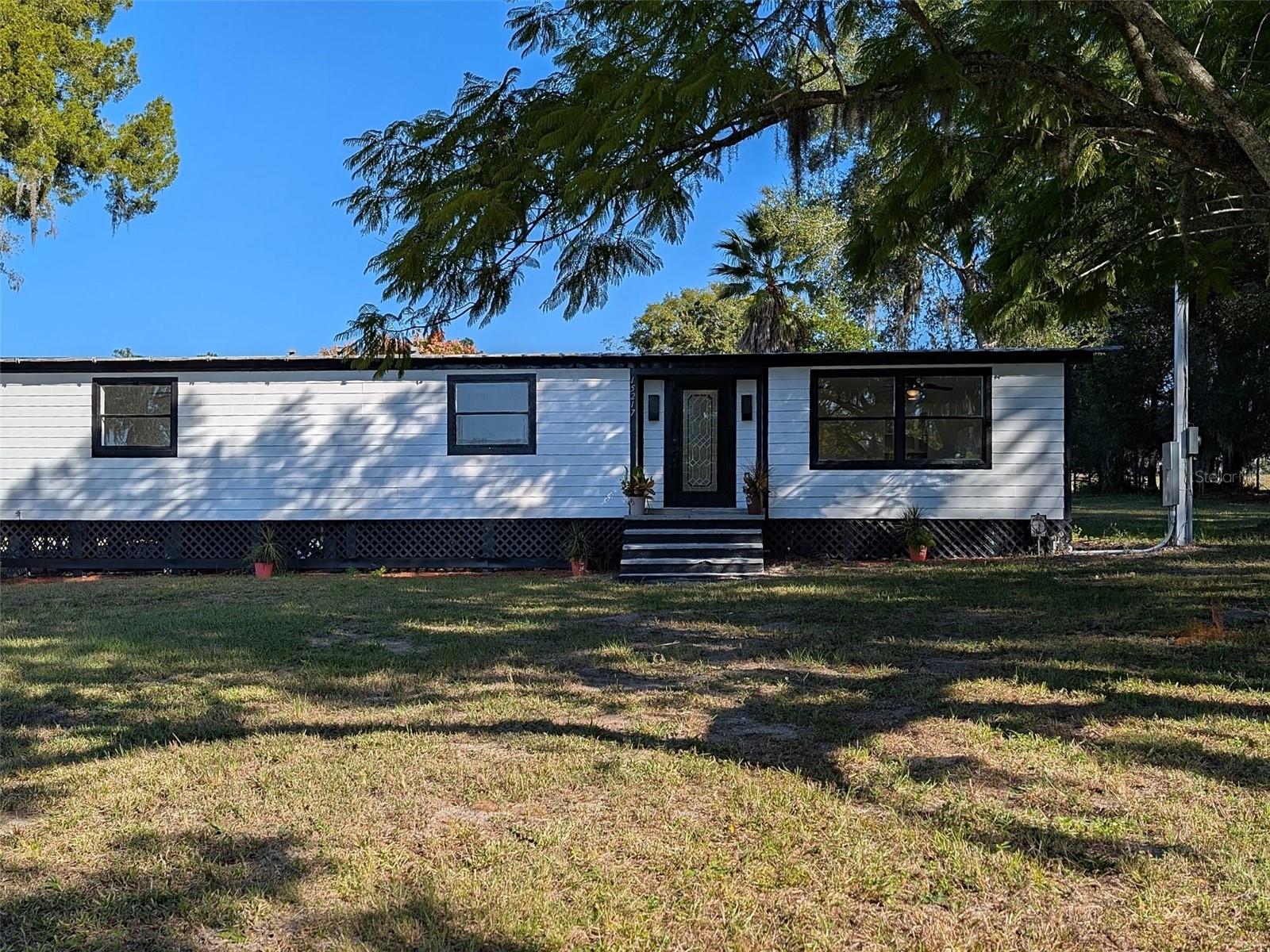 15217 Bailey Hill Rd photo 1