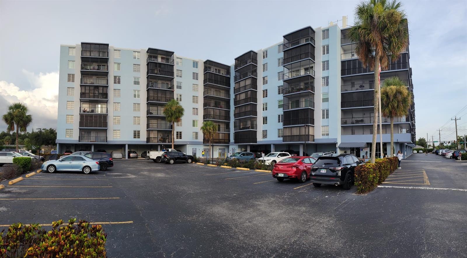 2901 26th St W #601 photo 1