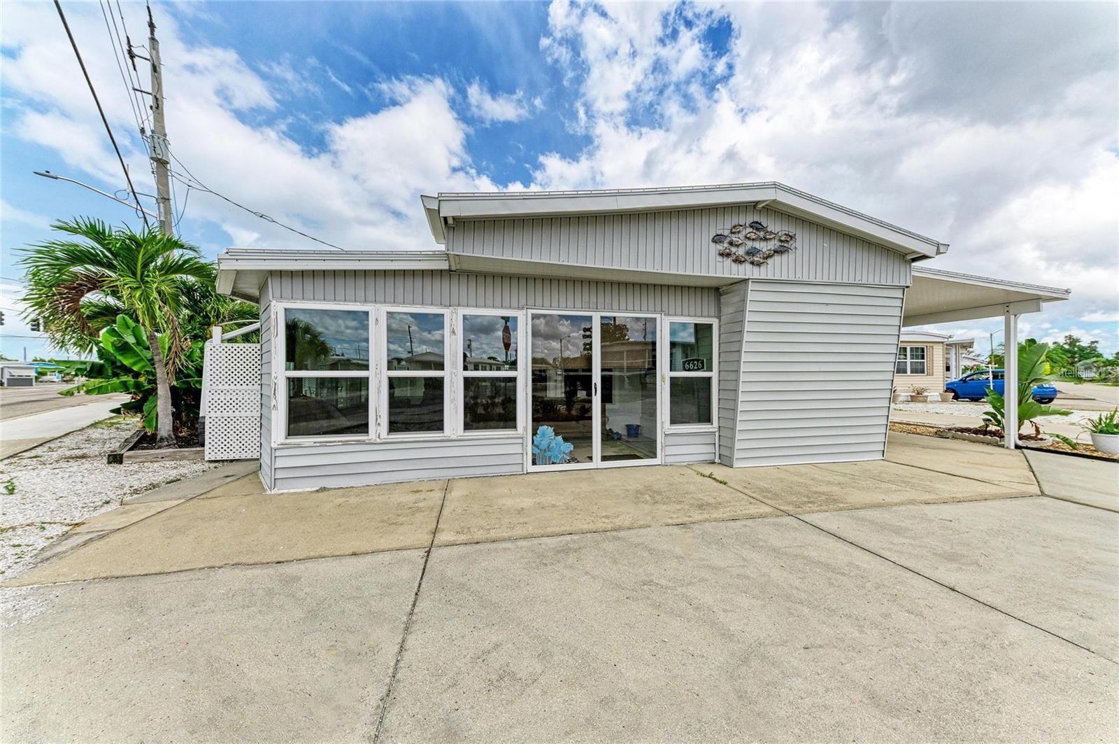 6626 Texas St photo 1