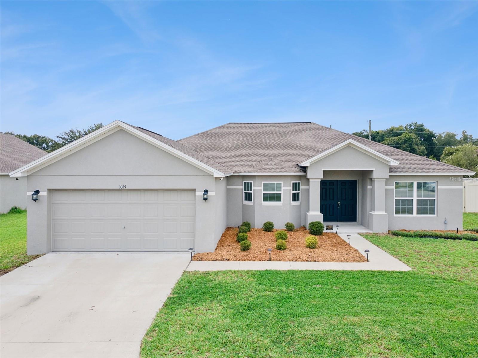 1041 Brooks Way photo 1