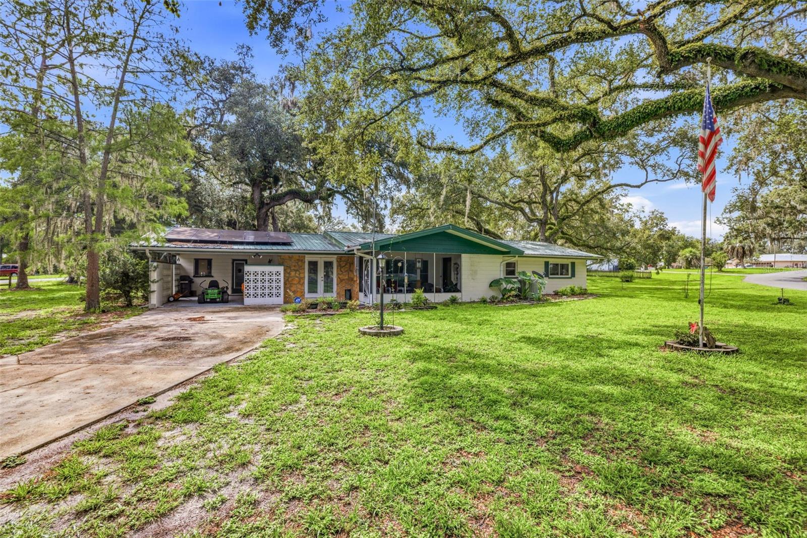 34746 Gardenia Way photo 1