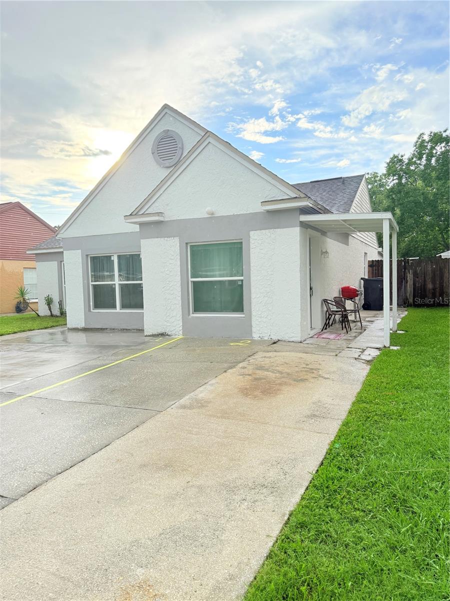 2130 Redleaf Dr