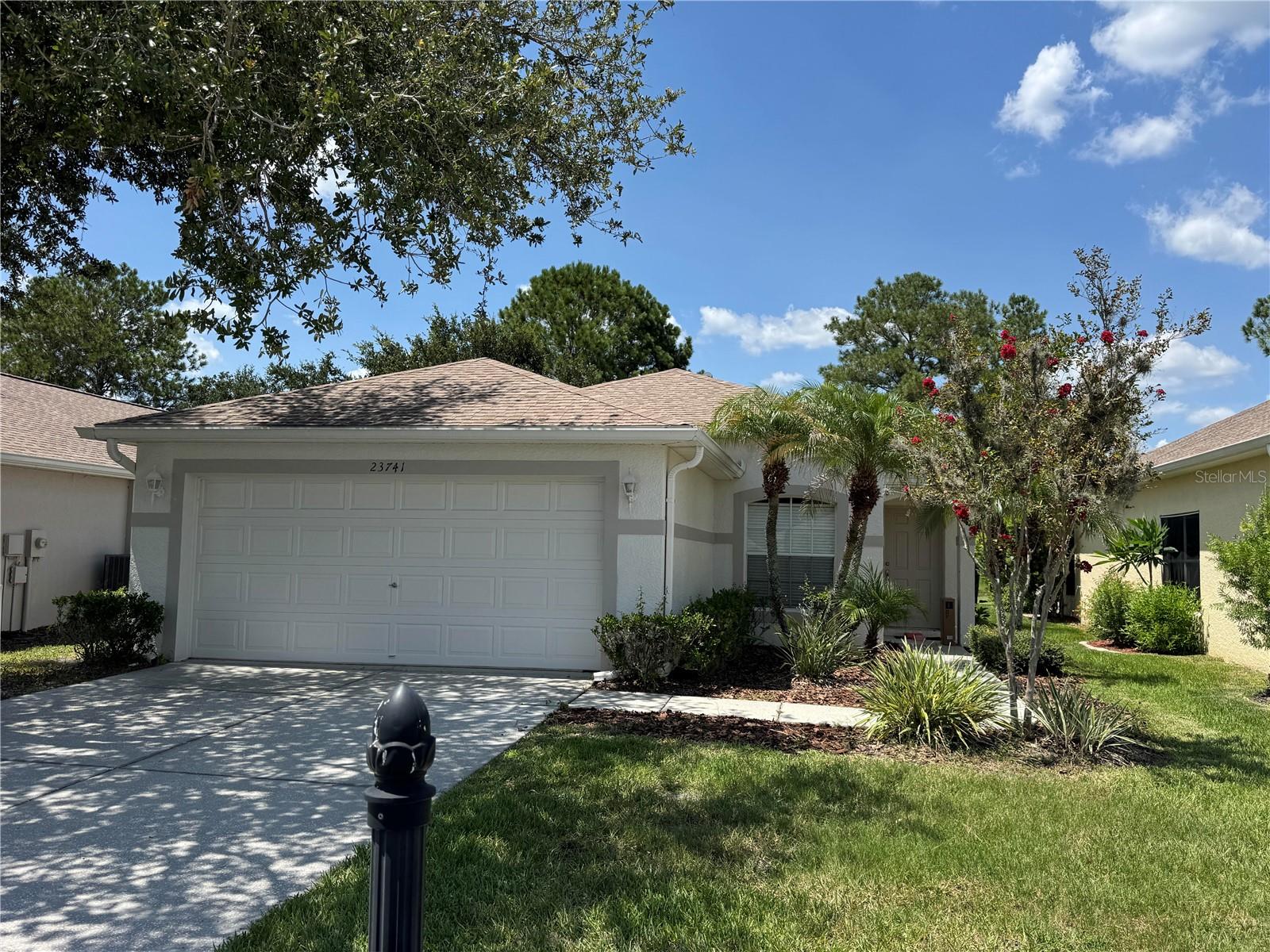 23741 Coral Ridge Ln photo 1