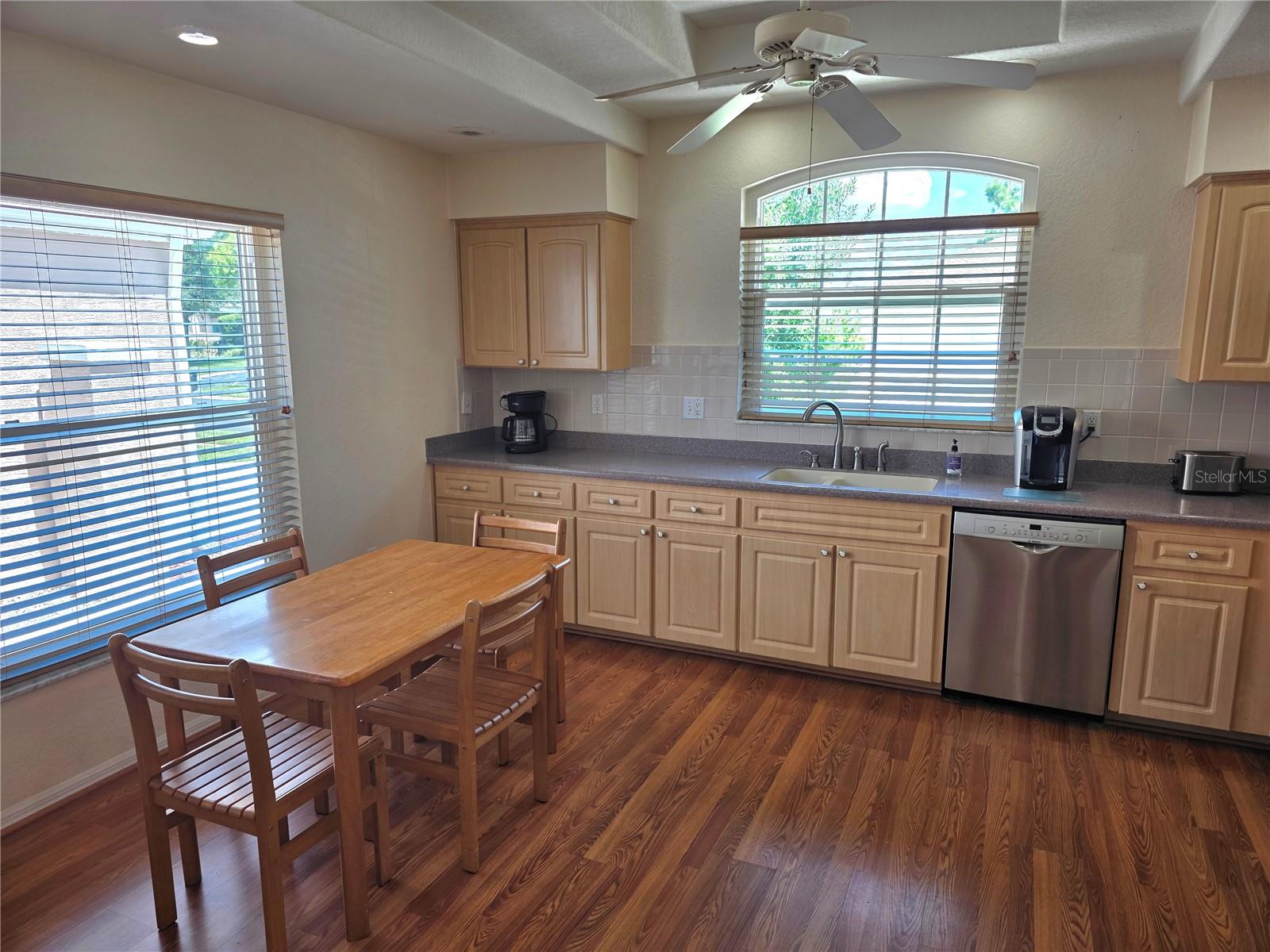 225 Royal Palm Way