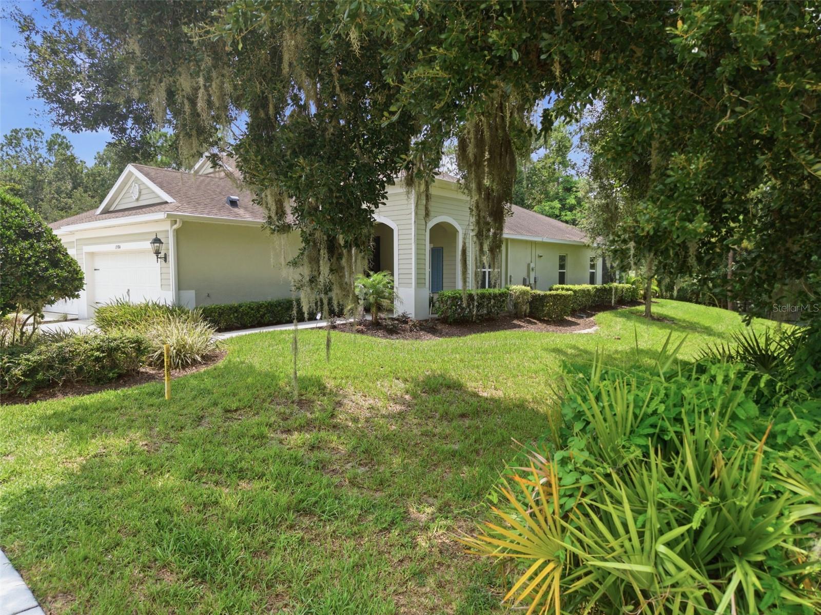 13584 Circa Crossing Dr