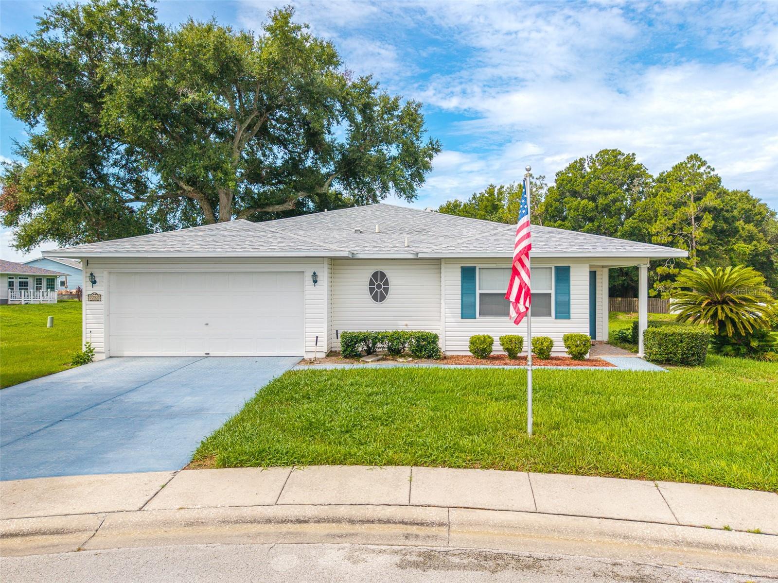 2260 Grand Cypress Dr photo 1
