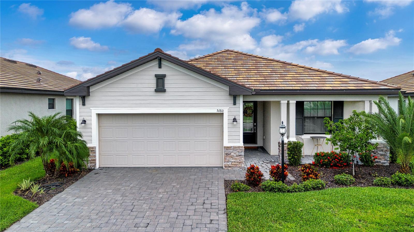 5160 Coral Reef Way photo 1