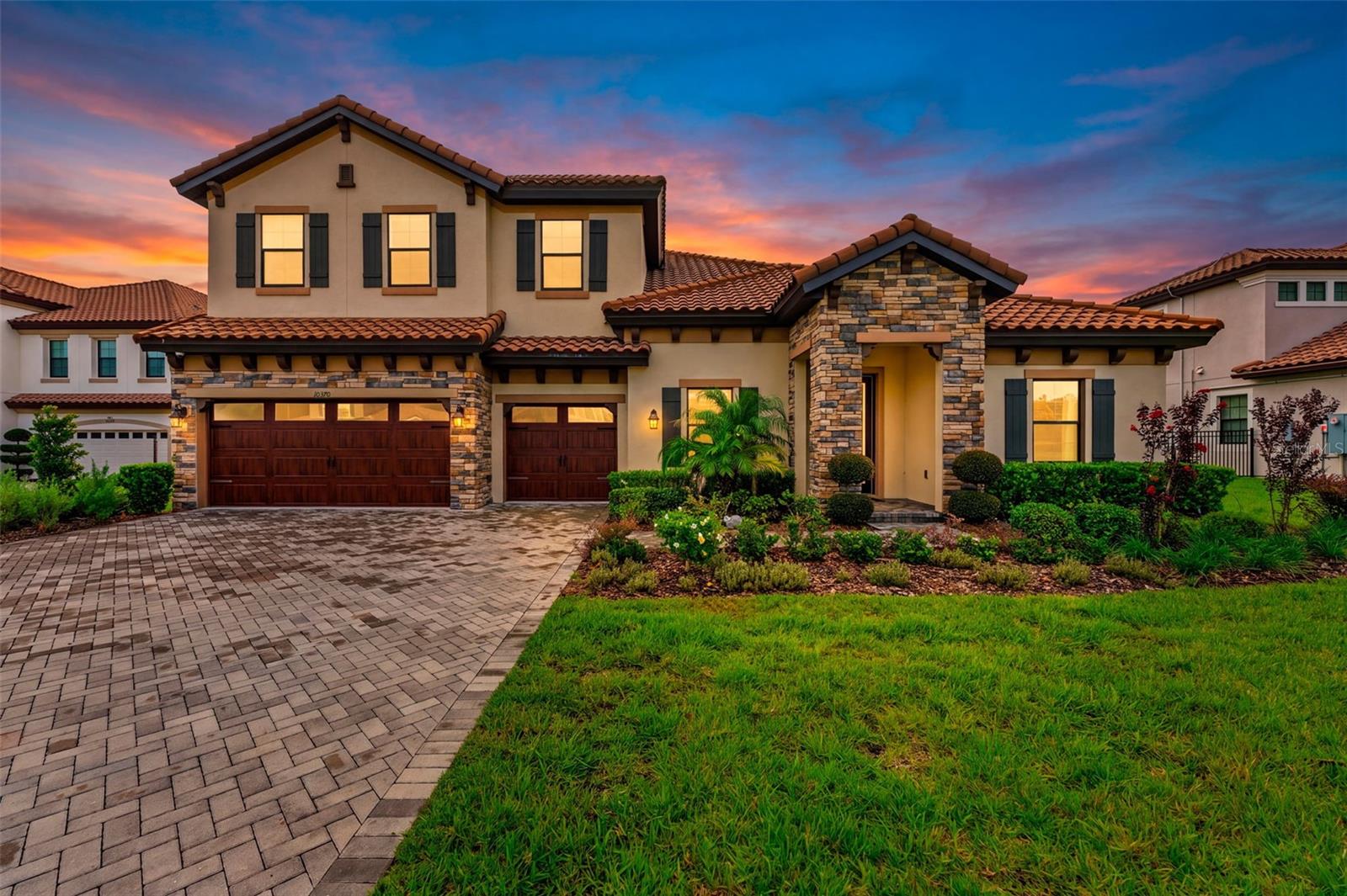 10370 Meadowrun Dr photo 1