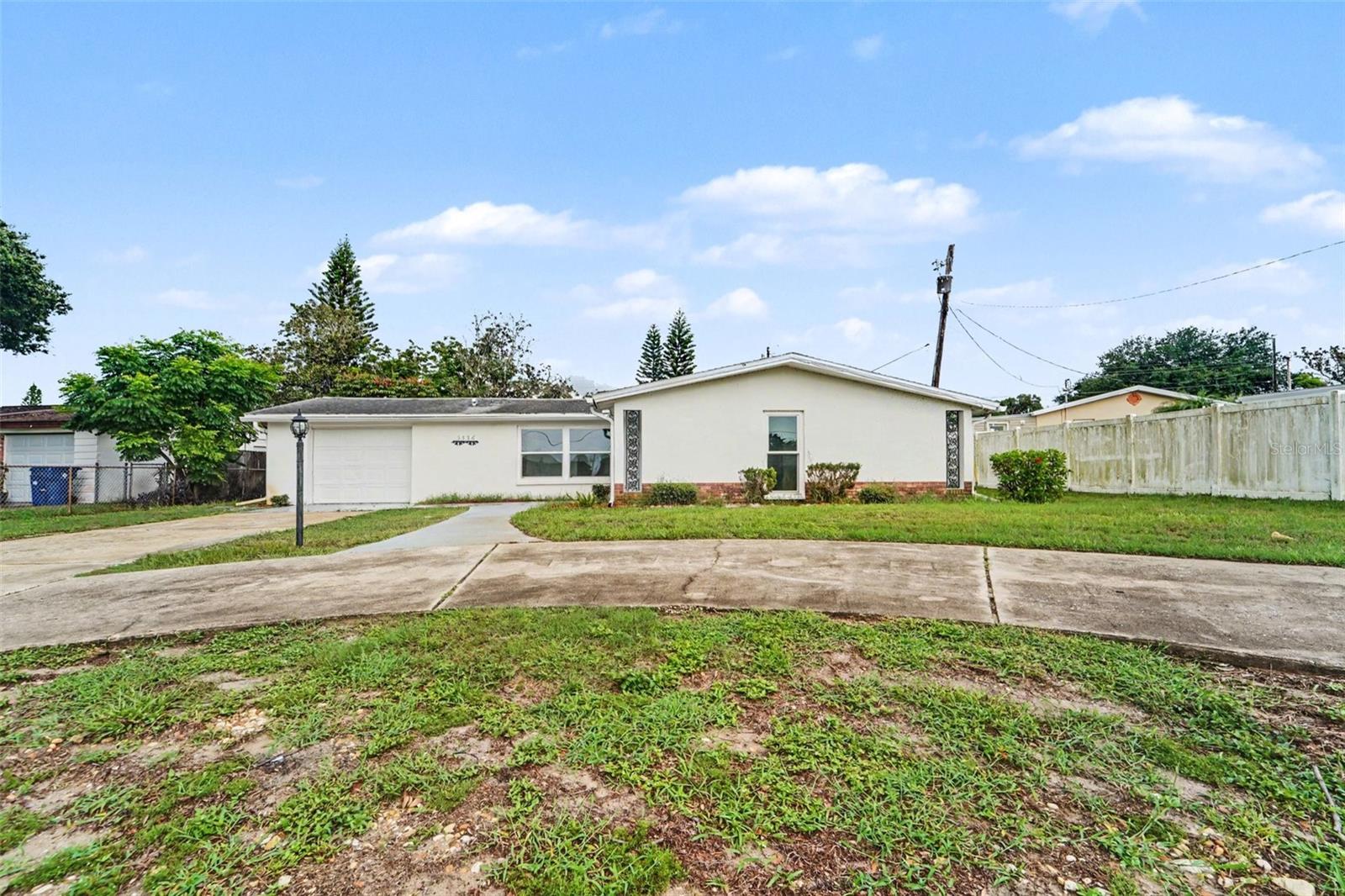 3536 Kimberly Oaks Dr photo 1