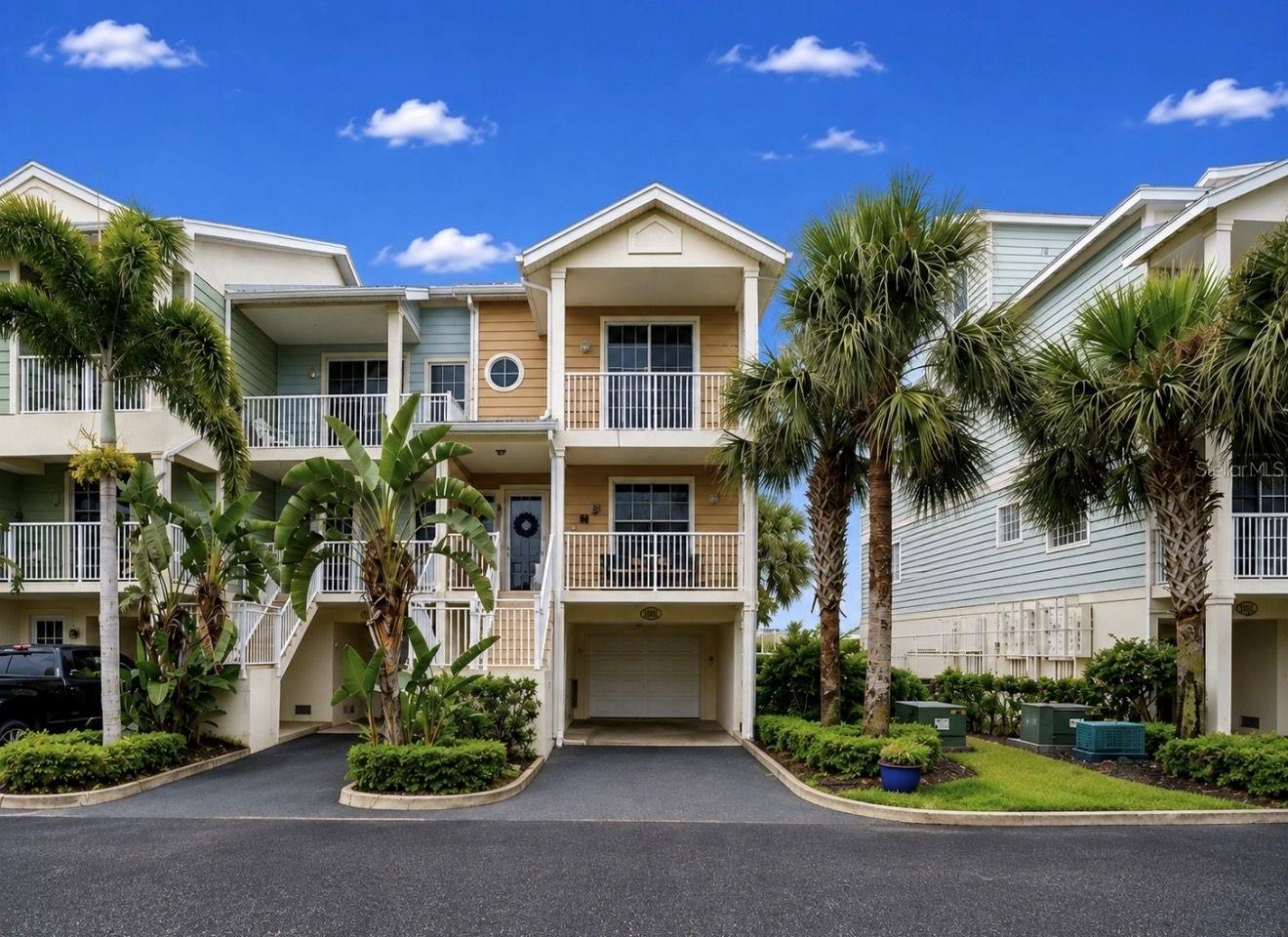 3228 Mangrove Point Dr photo 1