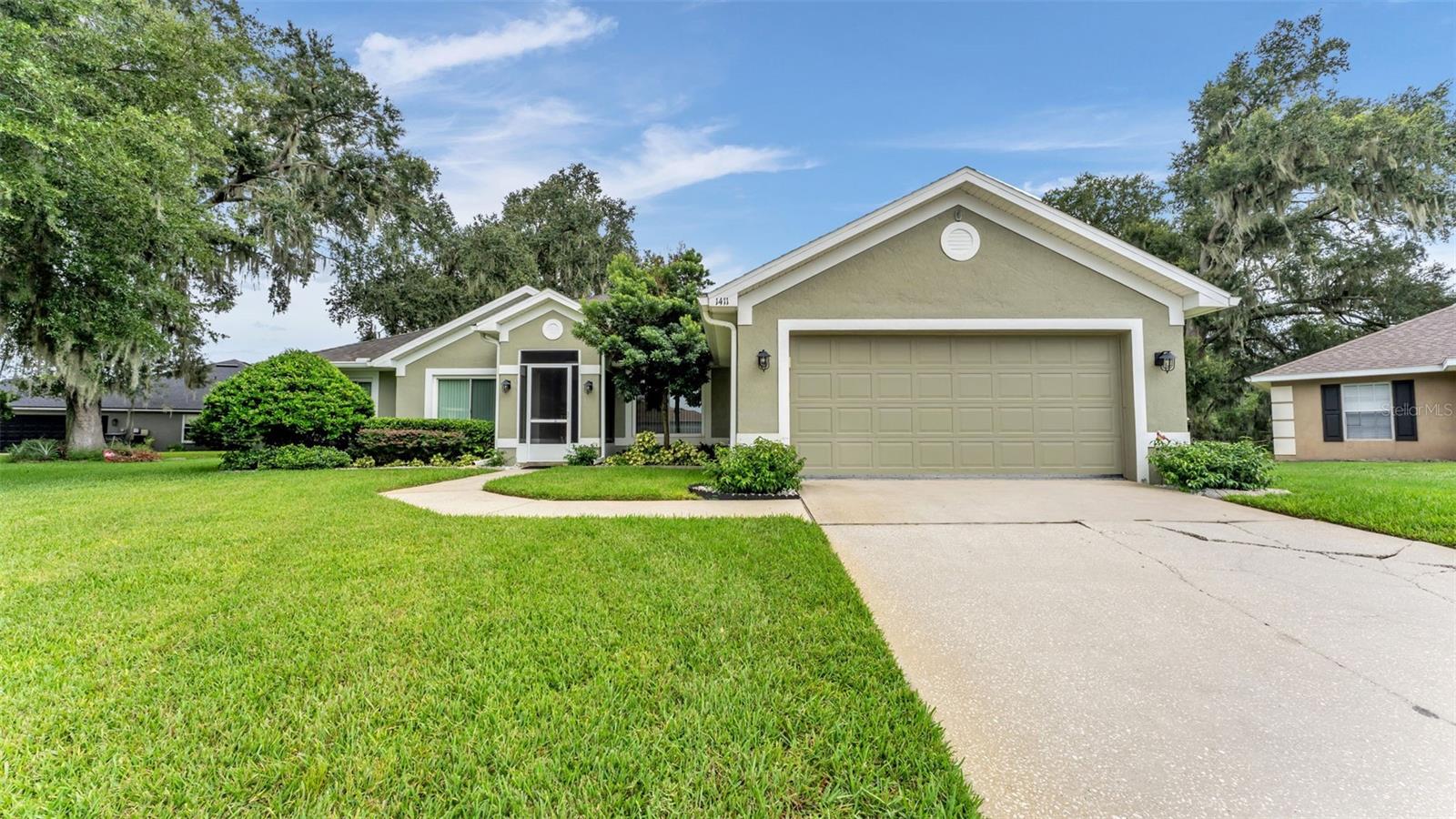 1411 Ashbury CT photo 1