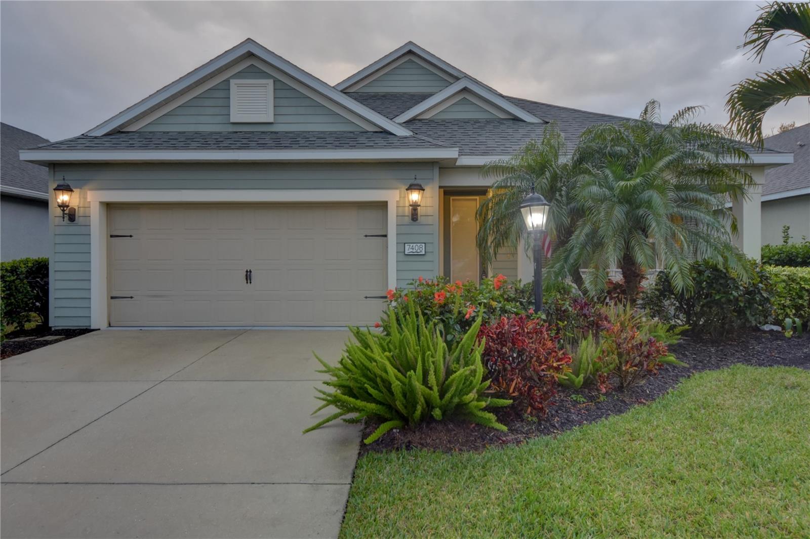 7408 Ridgelake Cir