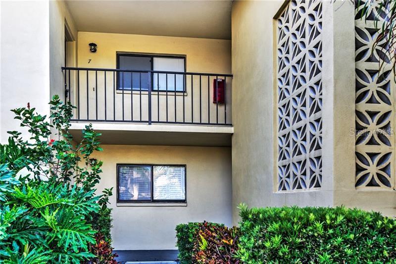 2415 Bayshore Gardens Pkwy #7