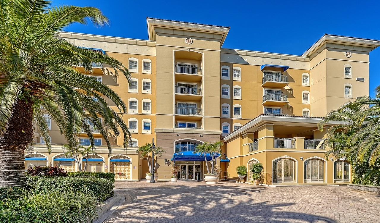 1064 N Tamiami Trl #1524