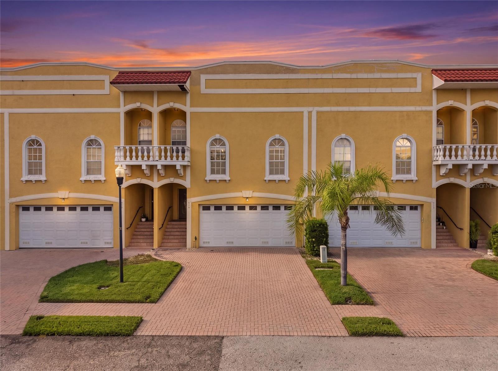 515 Villa Treviso CT