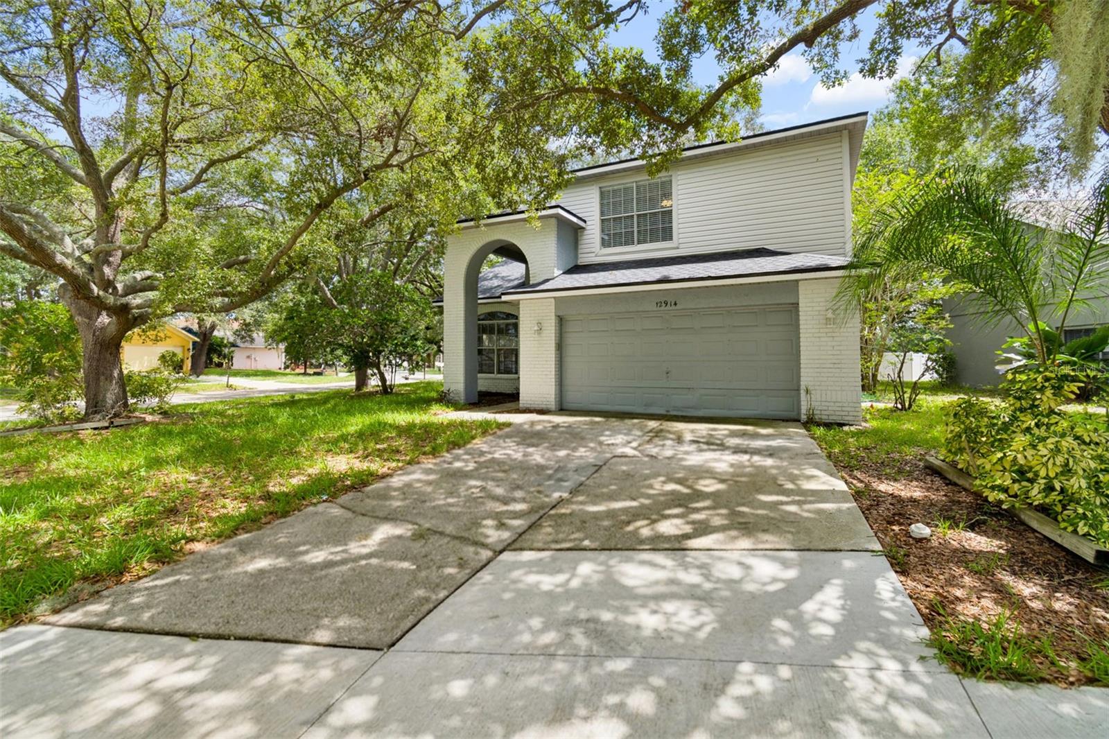 12914 Longcrest Dr photo 1