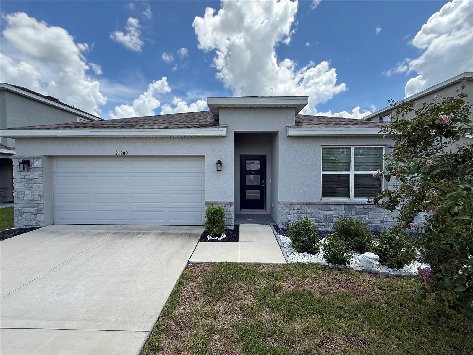 31800 Oyster Trellis Ln photo 1