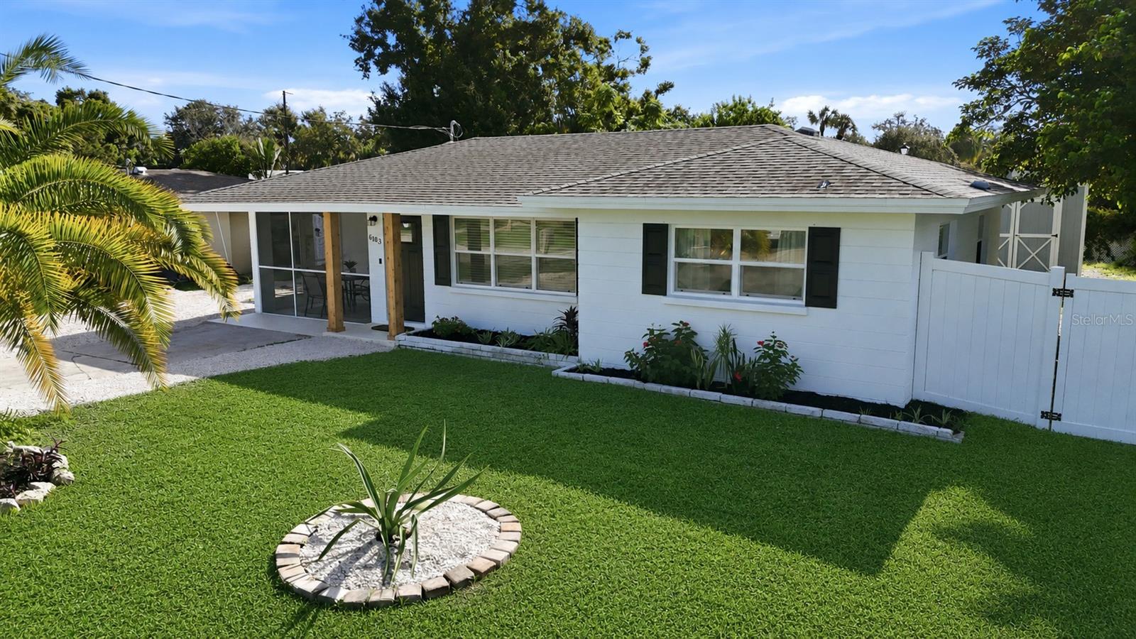 6103 Carlton Ave photo 1
