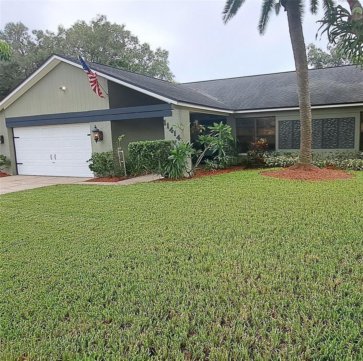 11414 Country Oaks Dr photo 1