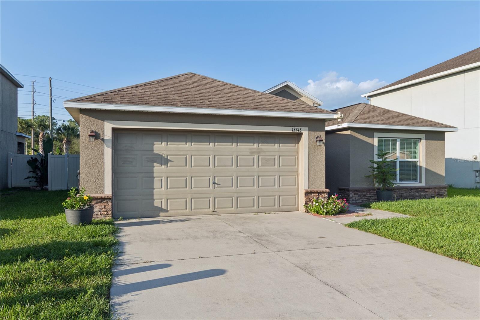 13743 Newport Shores Dr