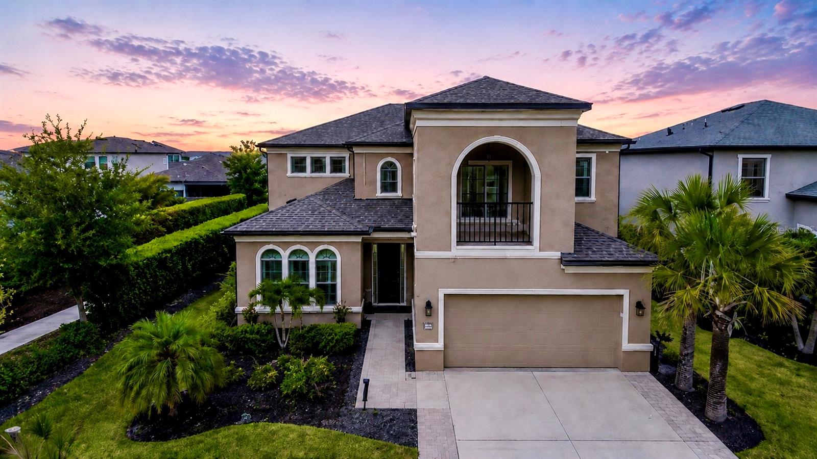 9085 Luna Ln photo 1