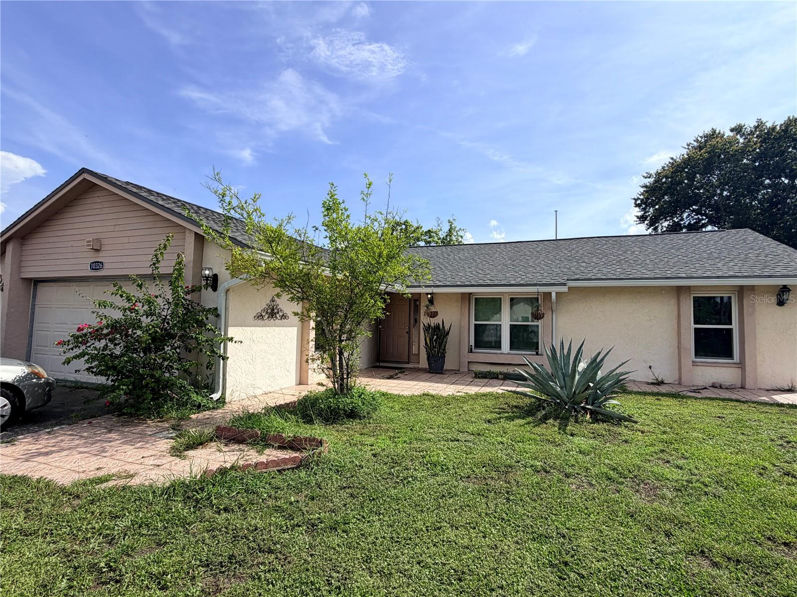 10326 Out Island Dr photo 1