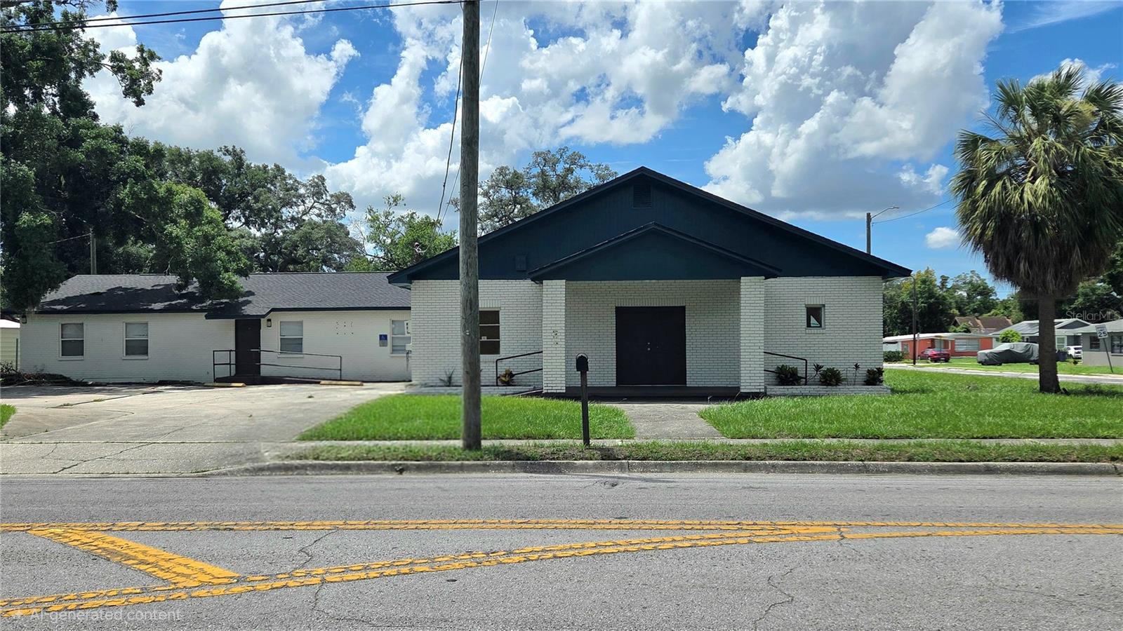 3103 E Lake Ave photo 1
