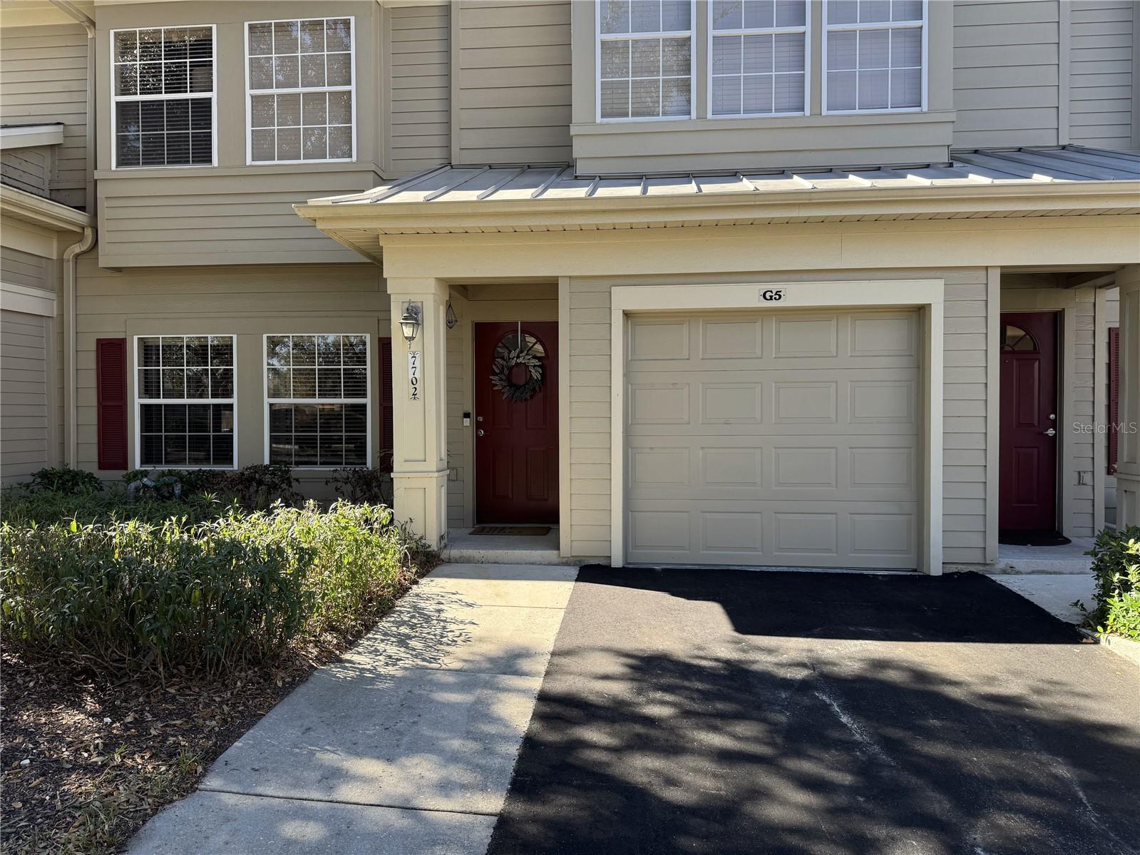 7702 Plantation Cir photo 1