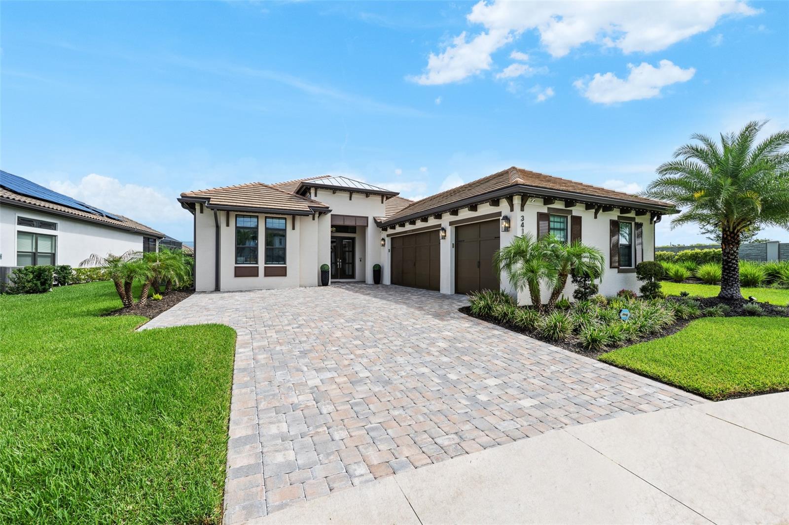 34135 Tompion Way photo 1