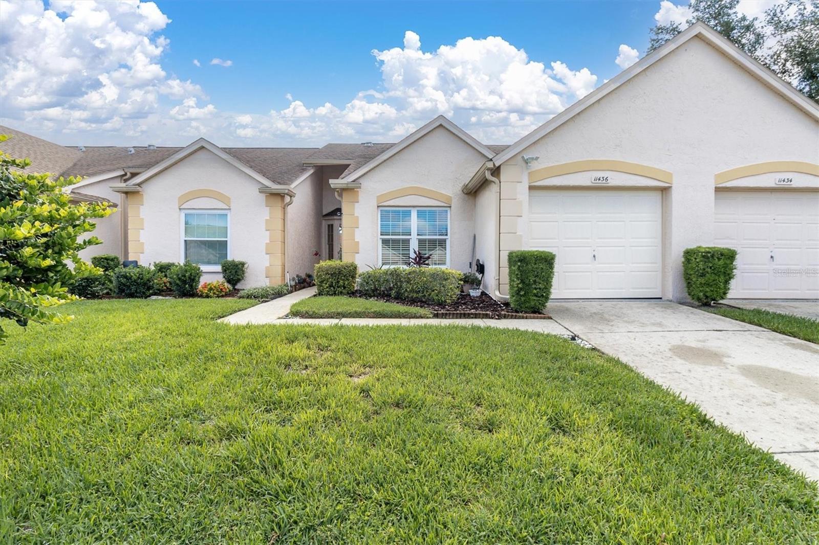 11436 Versailles Ln photo 1
