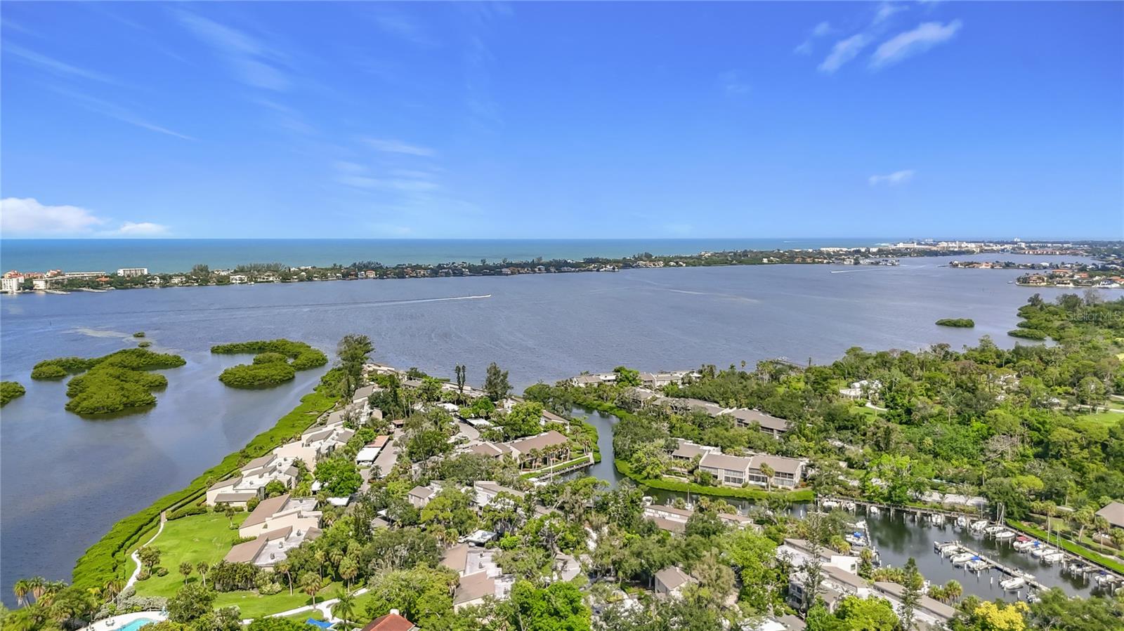 1601 Pelican Point Dr #215