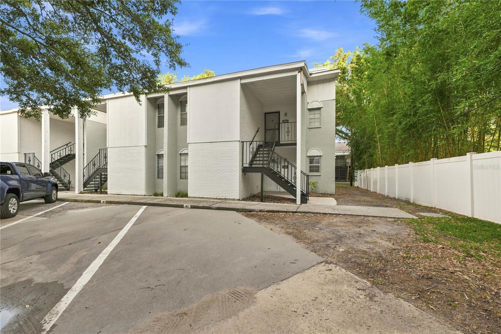 3807 N Oak Dr #D41