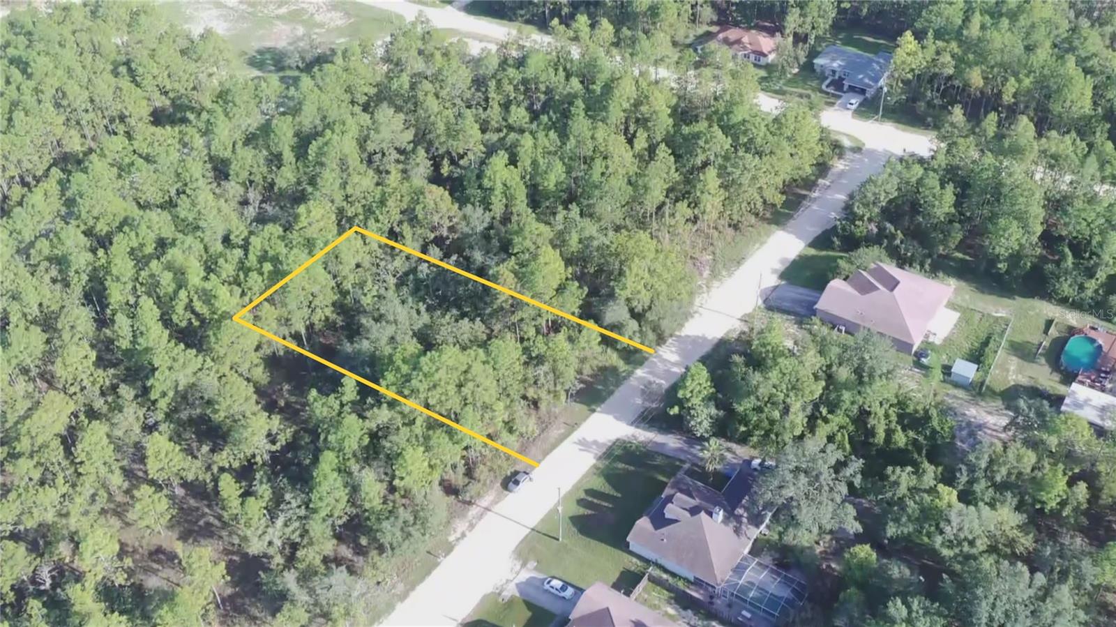 15421 Fleetwood Rd photo 1