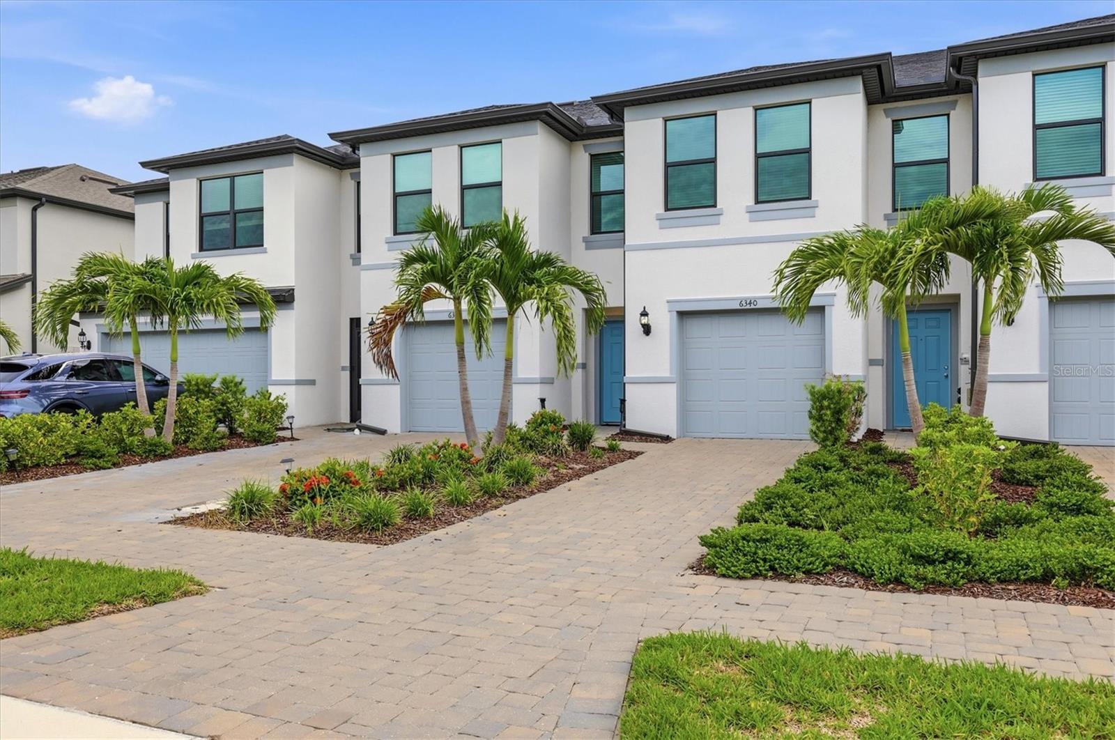 6340 Silverstar Dr photo 1