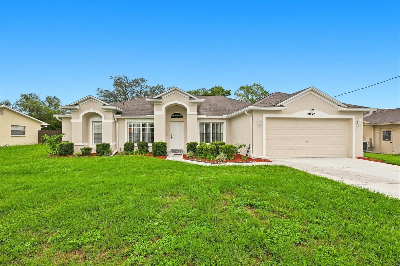 2032 DE Carlo Ave photo 1