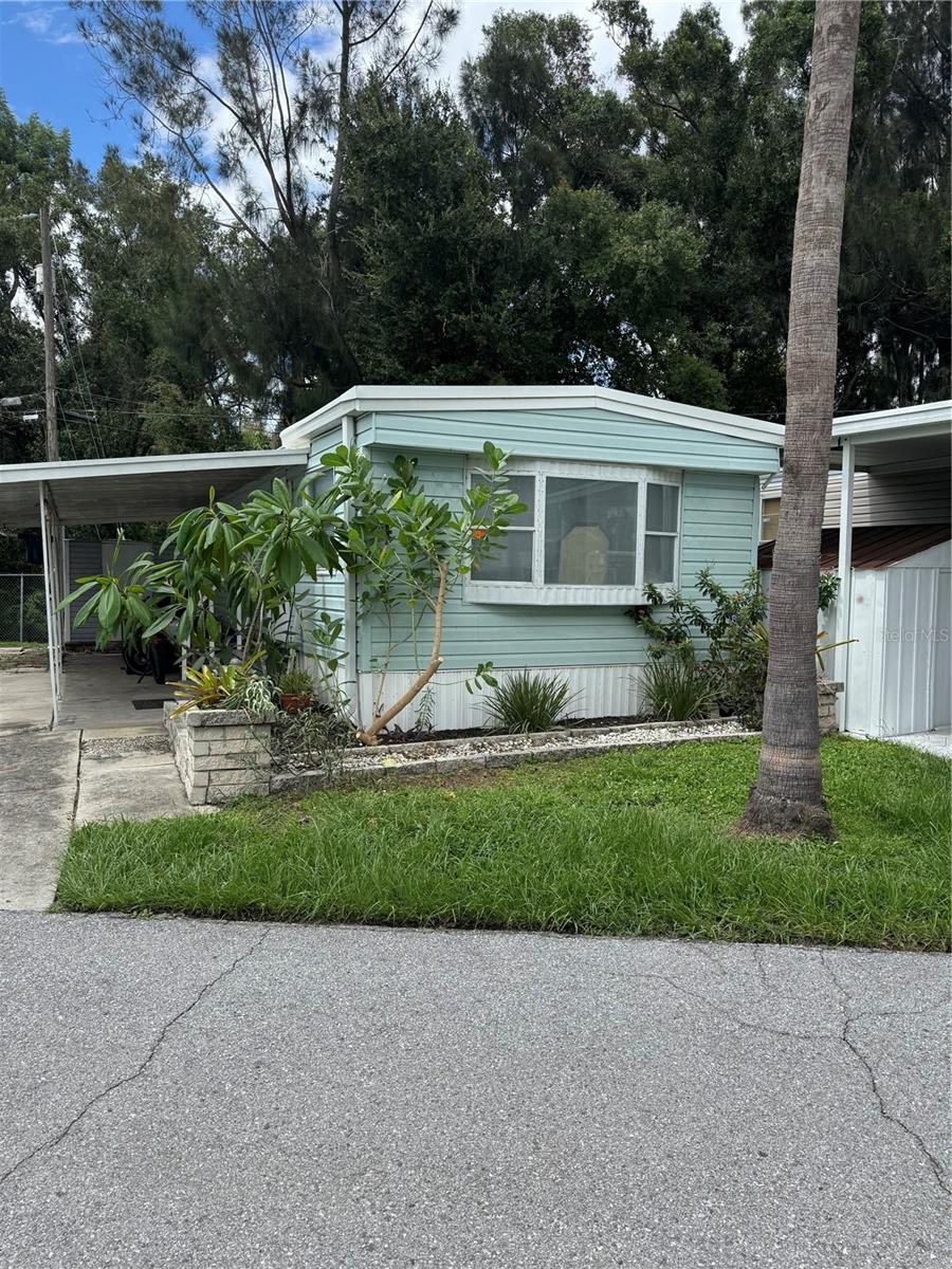9204 66th Street North photo 1