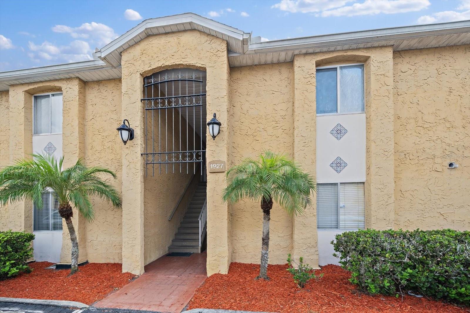 1927 Toucan Way #306 photo 1