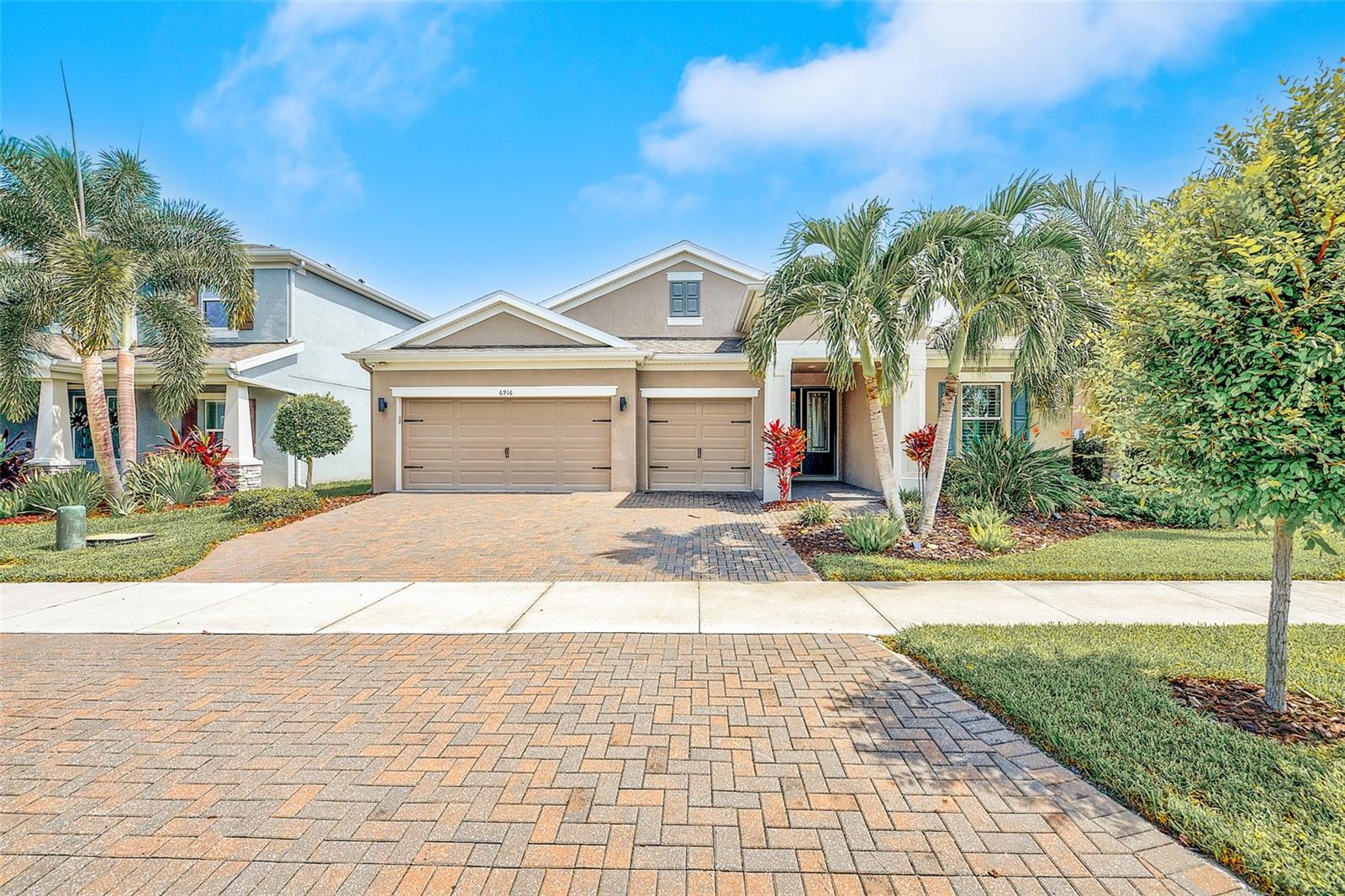 6916 Neopolitan CT photo 1