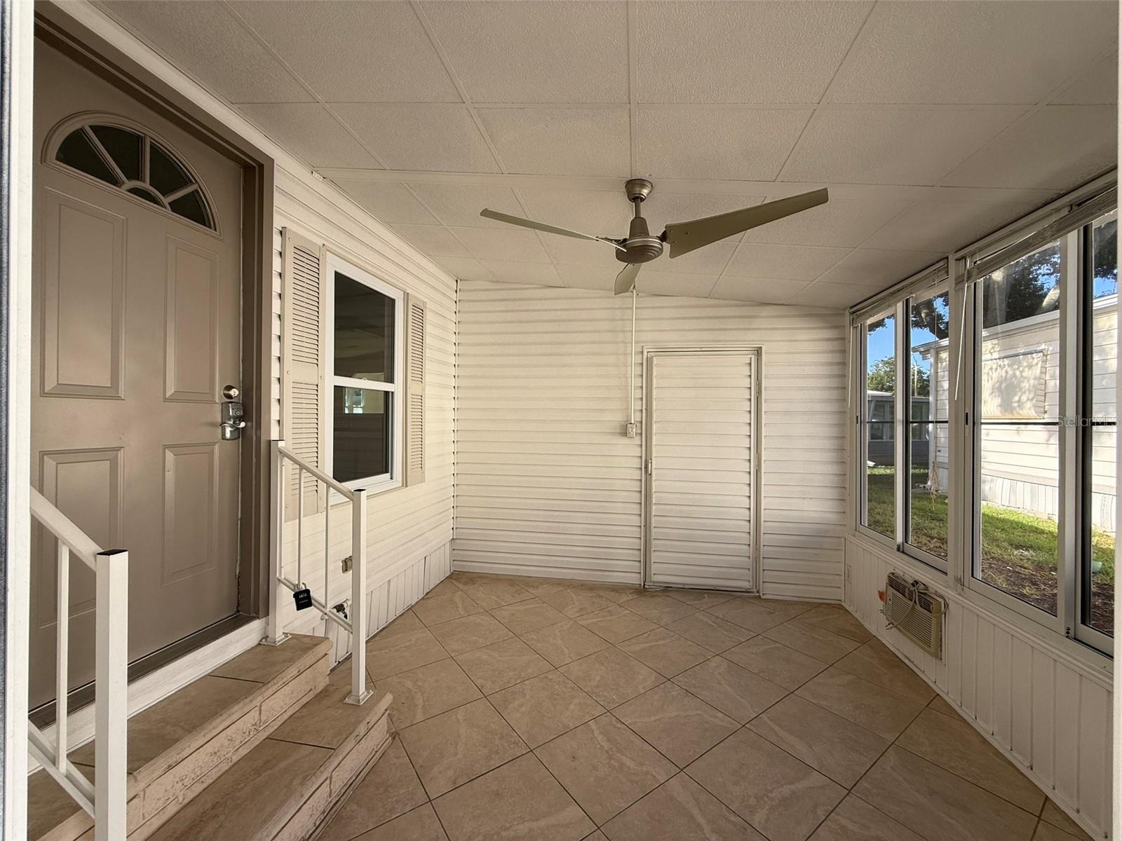 130 Clubview Dr #2