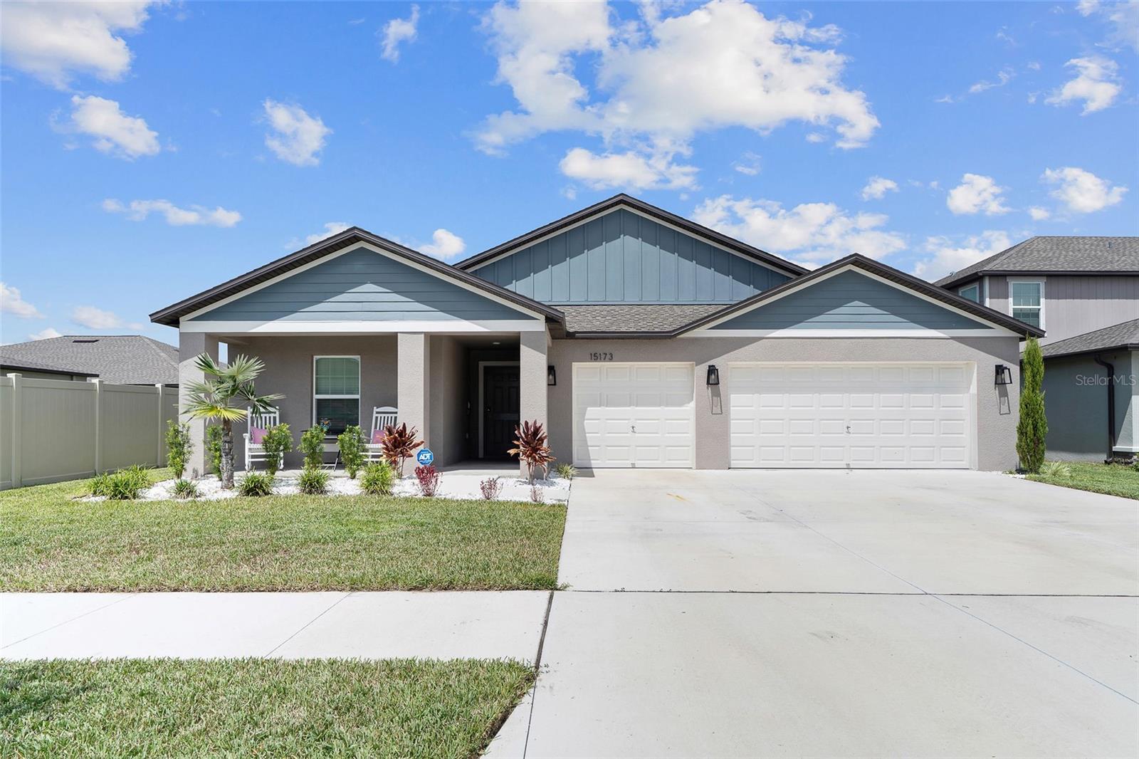 15173 Rainbow Quartz St photo 1